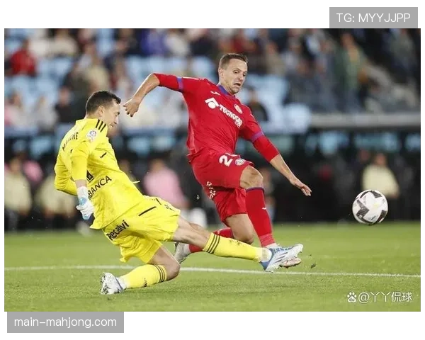 塞尔塔与赫塔菲互交白卷 比赛过程激烈但缺乏进球转化